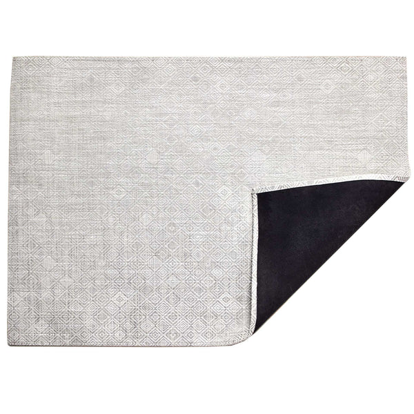 https://www.vertigohome.us/cdn/shop/products/chilewich-woven-floor-mat-Mosaic-Grey2-www.vertigohome.us_600x600_crop_center.jpg?v=1596242090